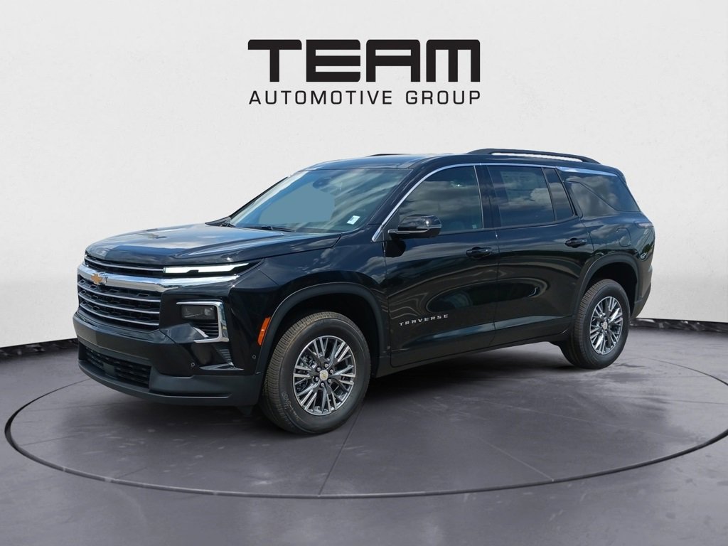 New 2025 Chevrolet Traverse LT w/ Enhanced Driving Package image 3