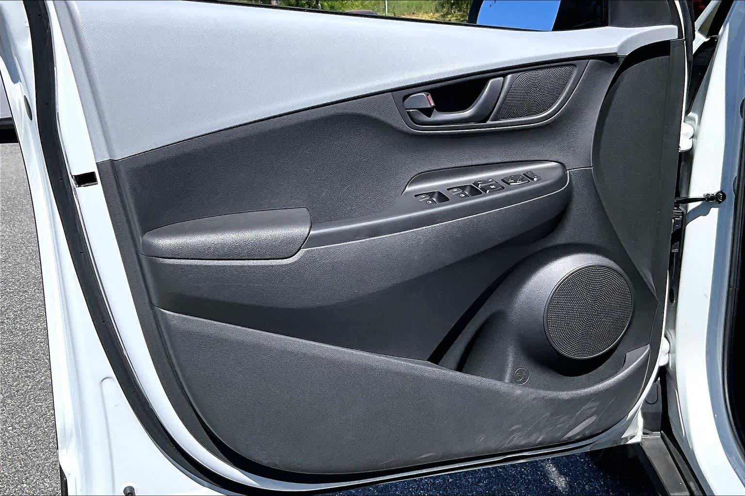 Used 2019 Hyundai Kona SEL AWD/4WD image 31