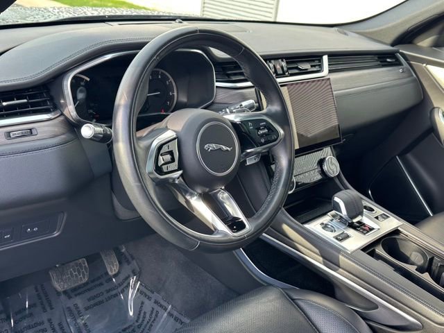 Used 2022 Jaguar F-PACE S image 40