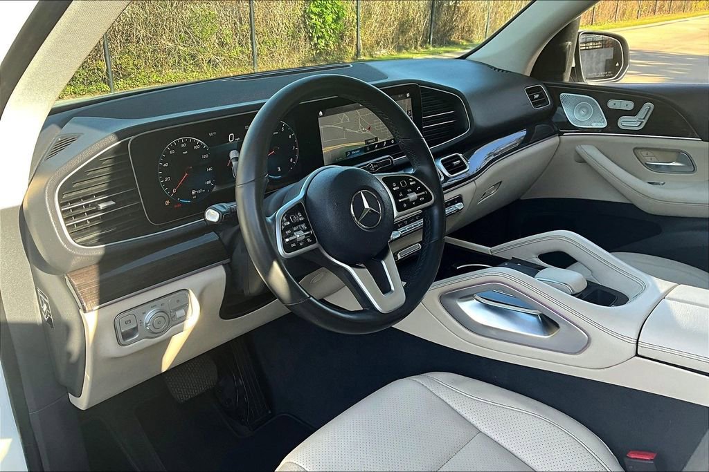 Used 2020 Mercedes-Benz GLE 350 w/ Premium Package image 18