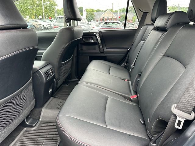 Used 2021 Toyota 4Runner Venture w/ Moonroof Package AWD/4WD image 13
