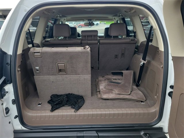 Used 2015 Lexus GX 460 image 8