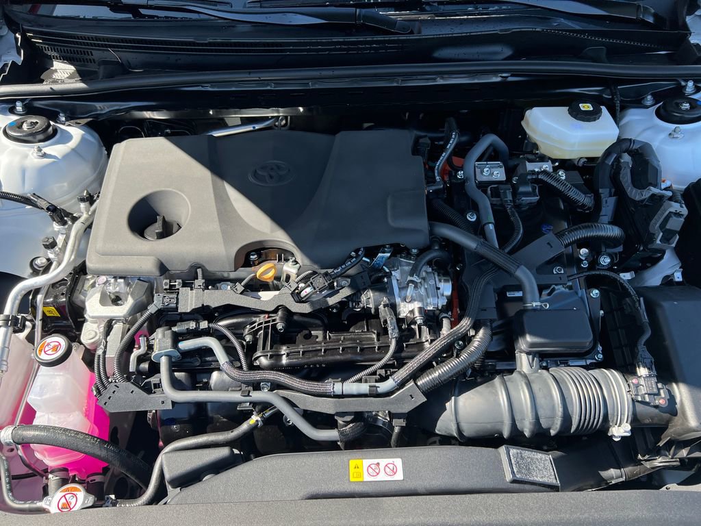 New 2026 Toyota Camry Hybrid AWD/4WD image 9