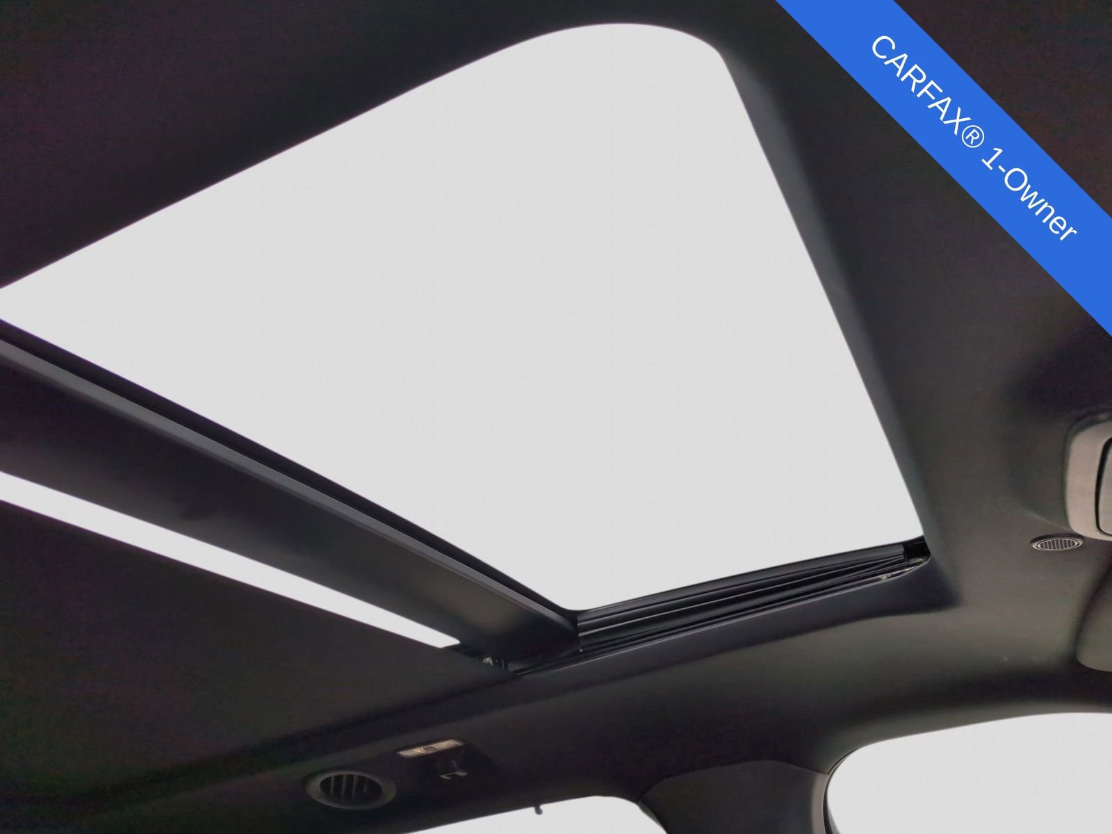 Used 2020 Ford Explorer ST w/ ST Street Pack image 28