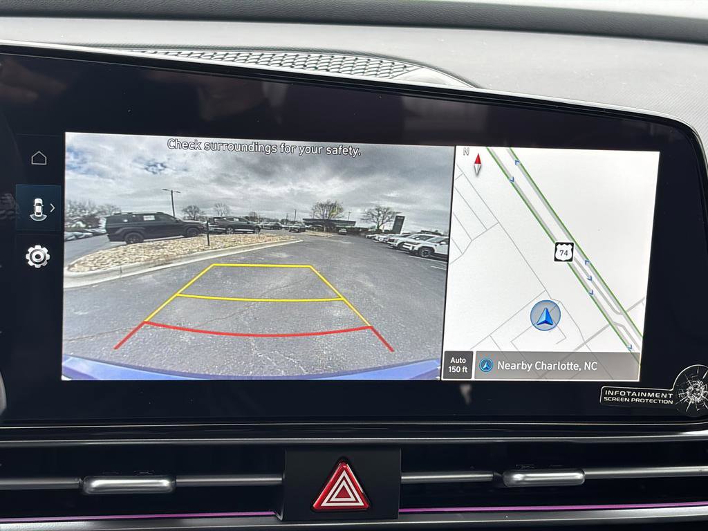 Certified 2025 Hyundai Elantra Limited image 32