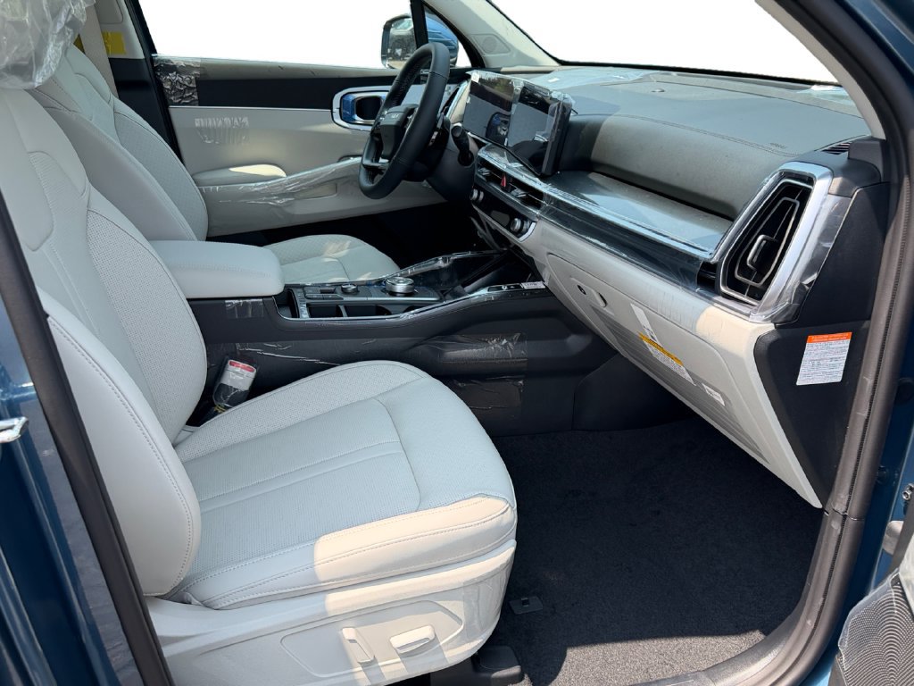 New 2026 Kia Sorento EX AWD/4WD image 6