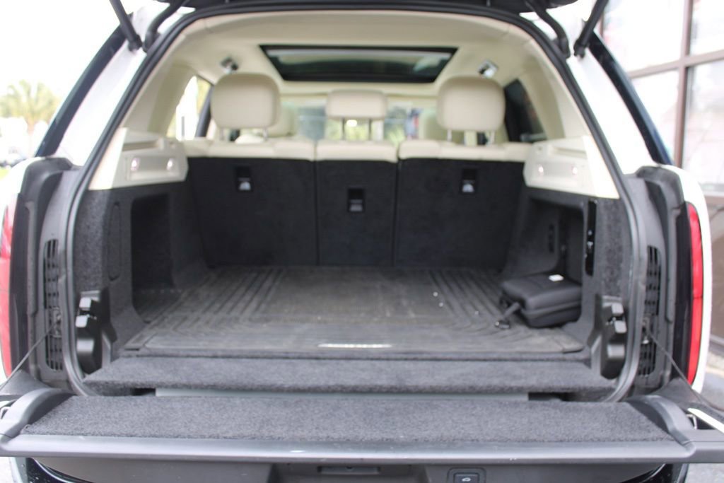 Used 2023 Land Rover Range Rover SE image 41