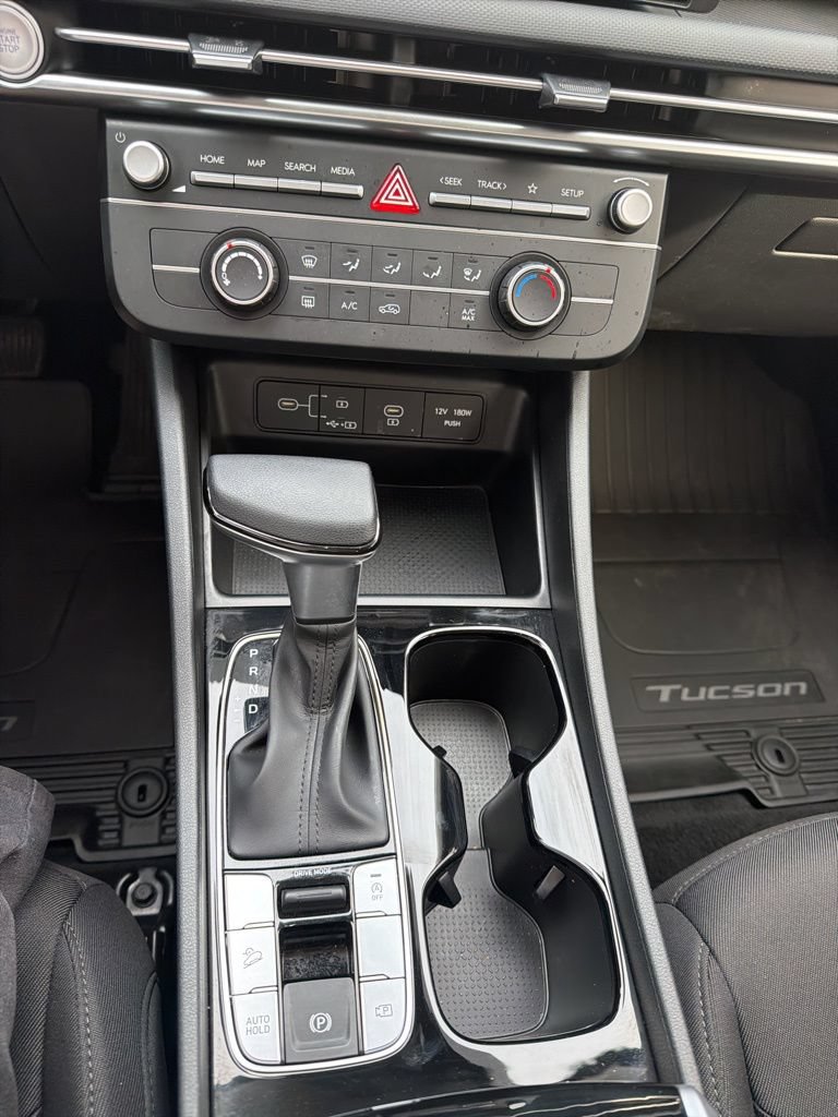 Certified 2026 Hyundai Tucson SE FWD image 15