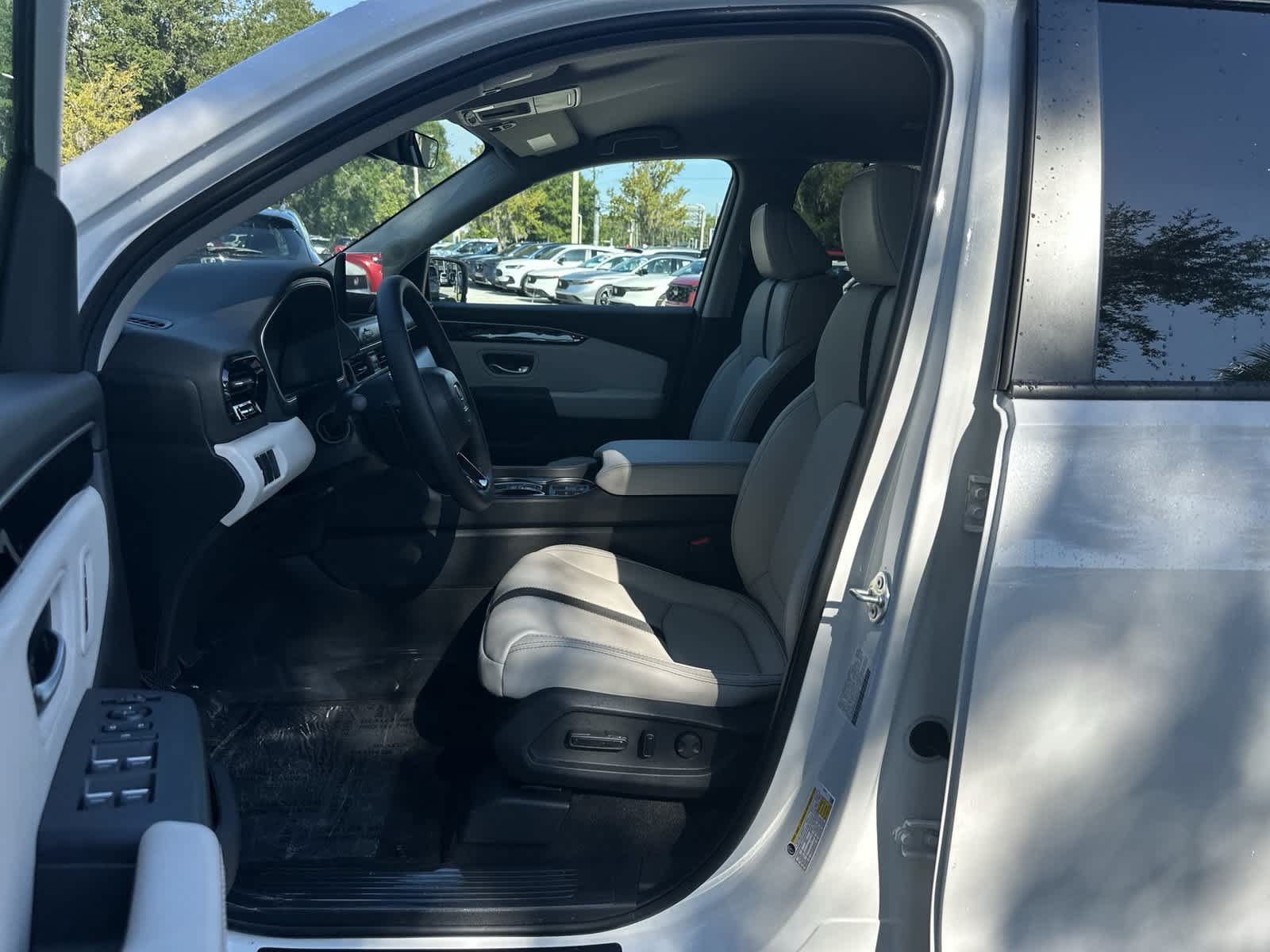 New 2026 Honda Pilot EX-L image 2