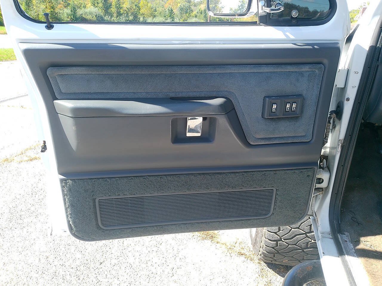 Used 1993 Dodge D/W Truck 250 AWD/4WD image 19