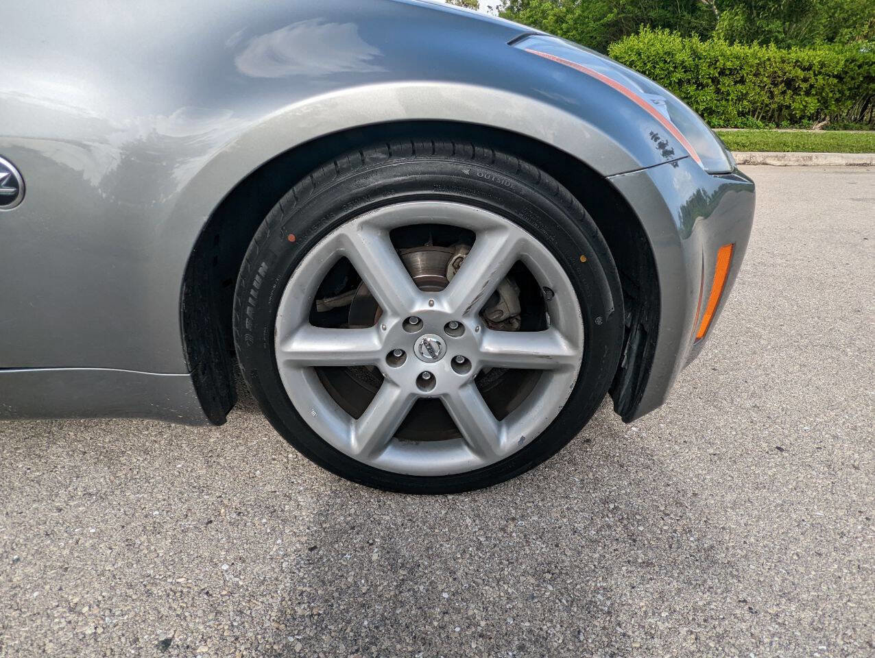 Used 2004 Nissan 350Z Touring image 23