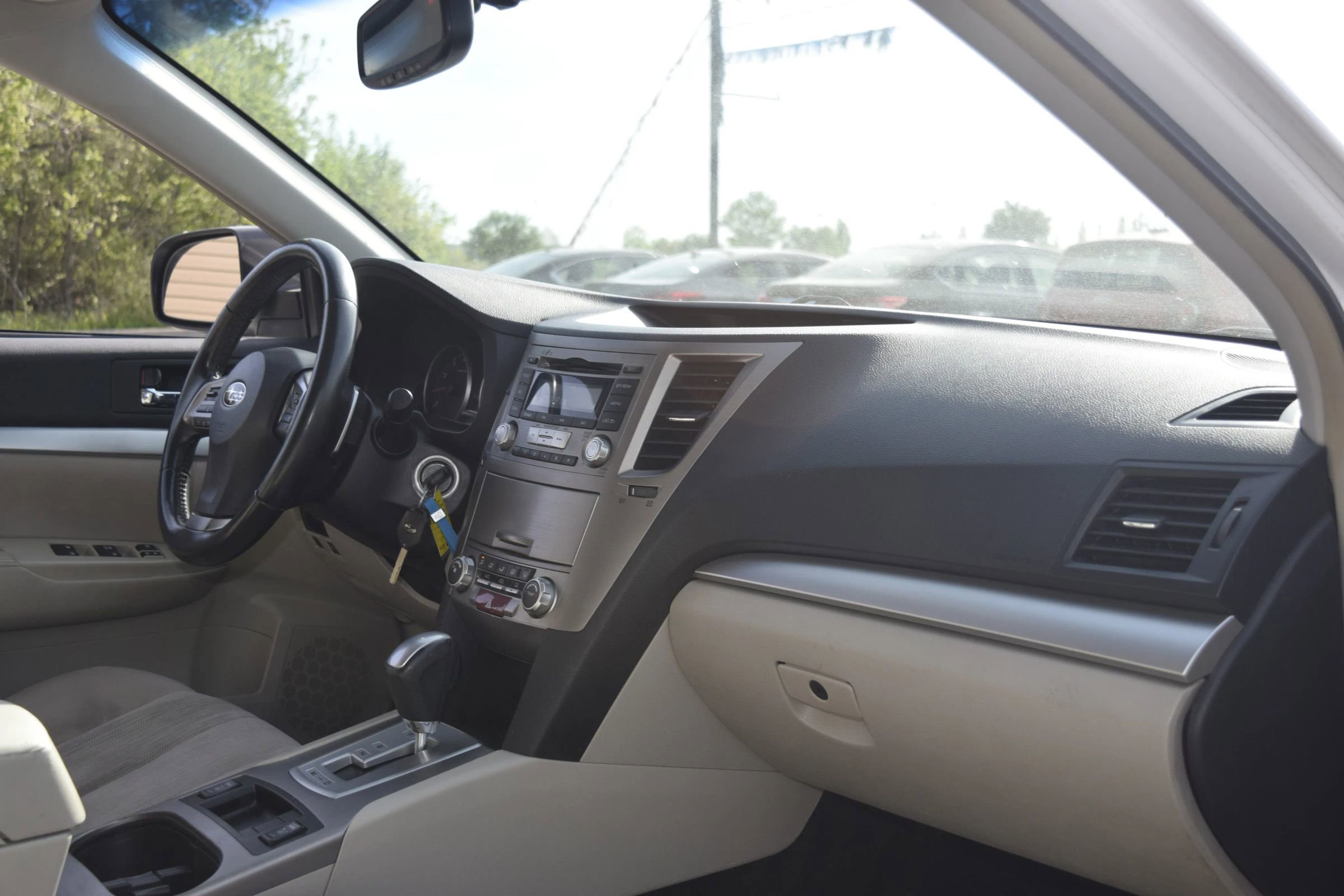 Used 2013 Subaru Outback 2.5i Premium AWD/4WD image 9
