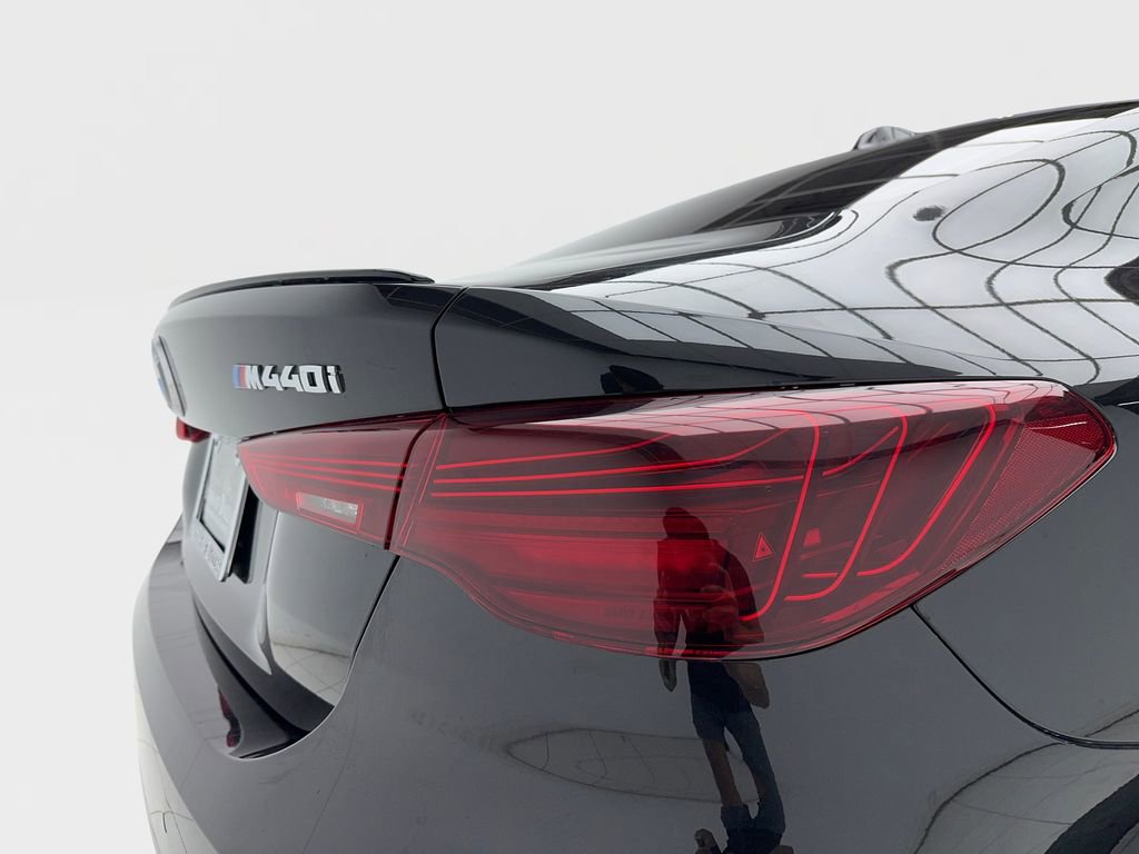 Used 2025 BMW M440i Coupe w/ Premium Package image 7