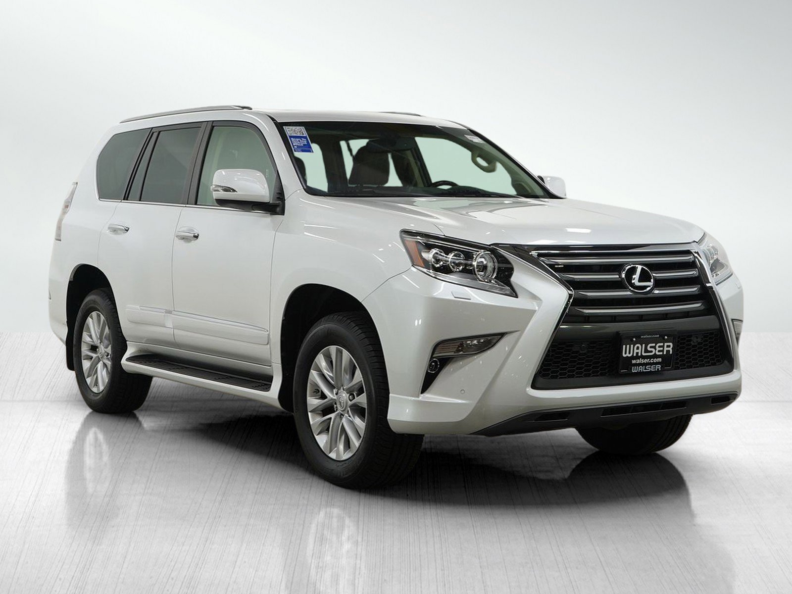 Used 2018 Lexus GX 460 Premium w/ Premium Package image 7