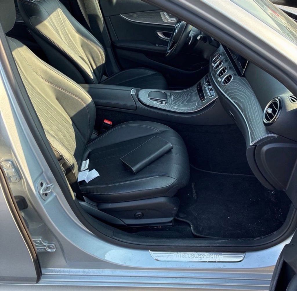 Used 2021 Mercedes-Benz E 350 4MATIC Sedan image 7