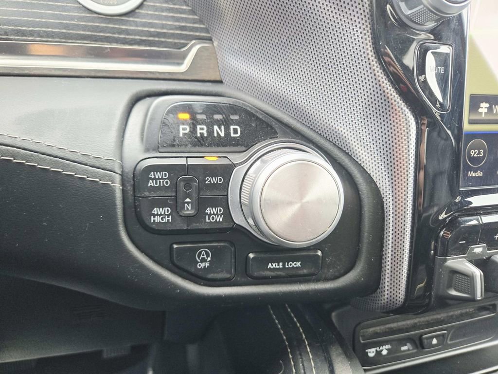 Used 2019 RAM 1500 Limited image 34