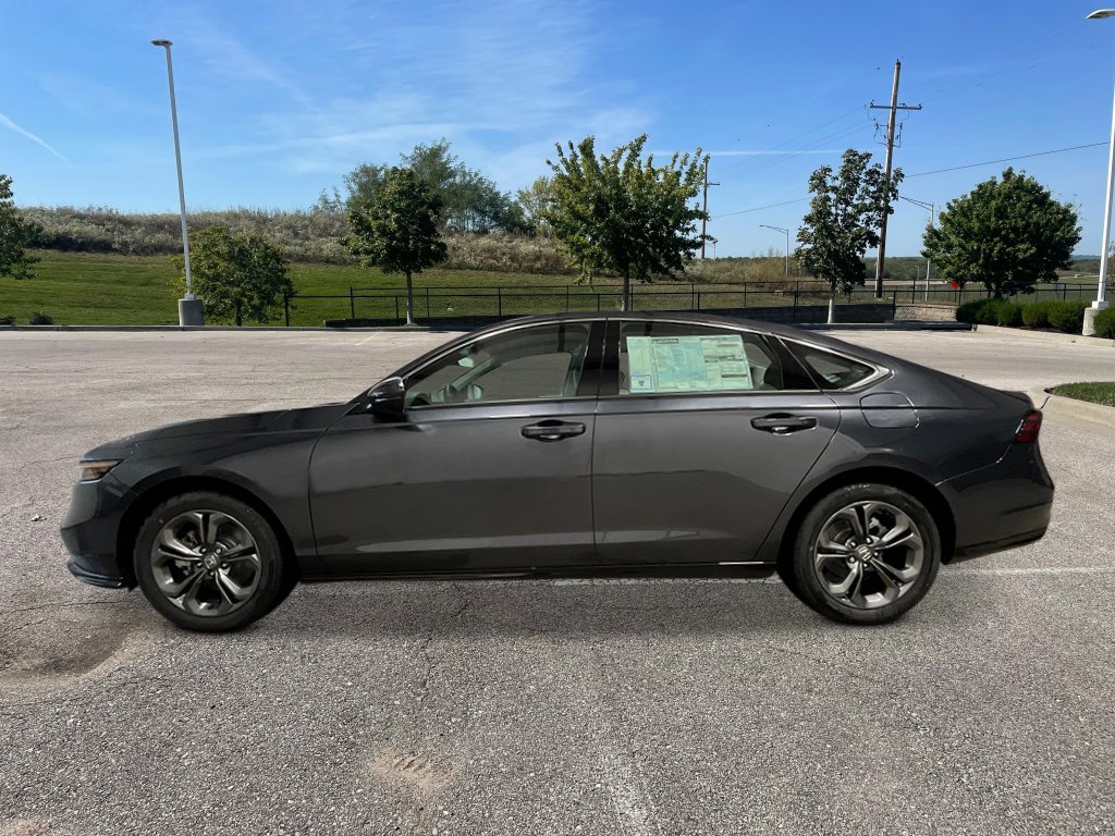 New 2026 Honda Accord EX-L image 3