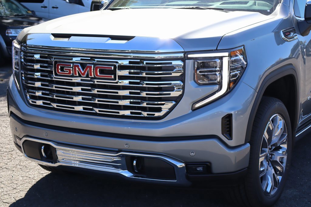 New 2026 GMC Sierra 1500 Denali w/ Denali Reserve Package image 4
