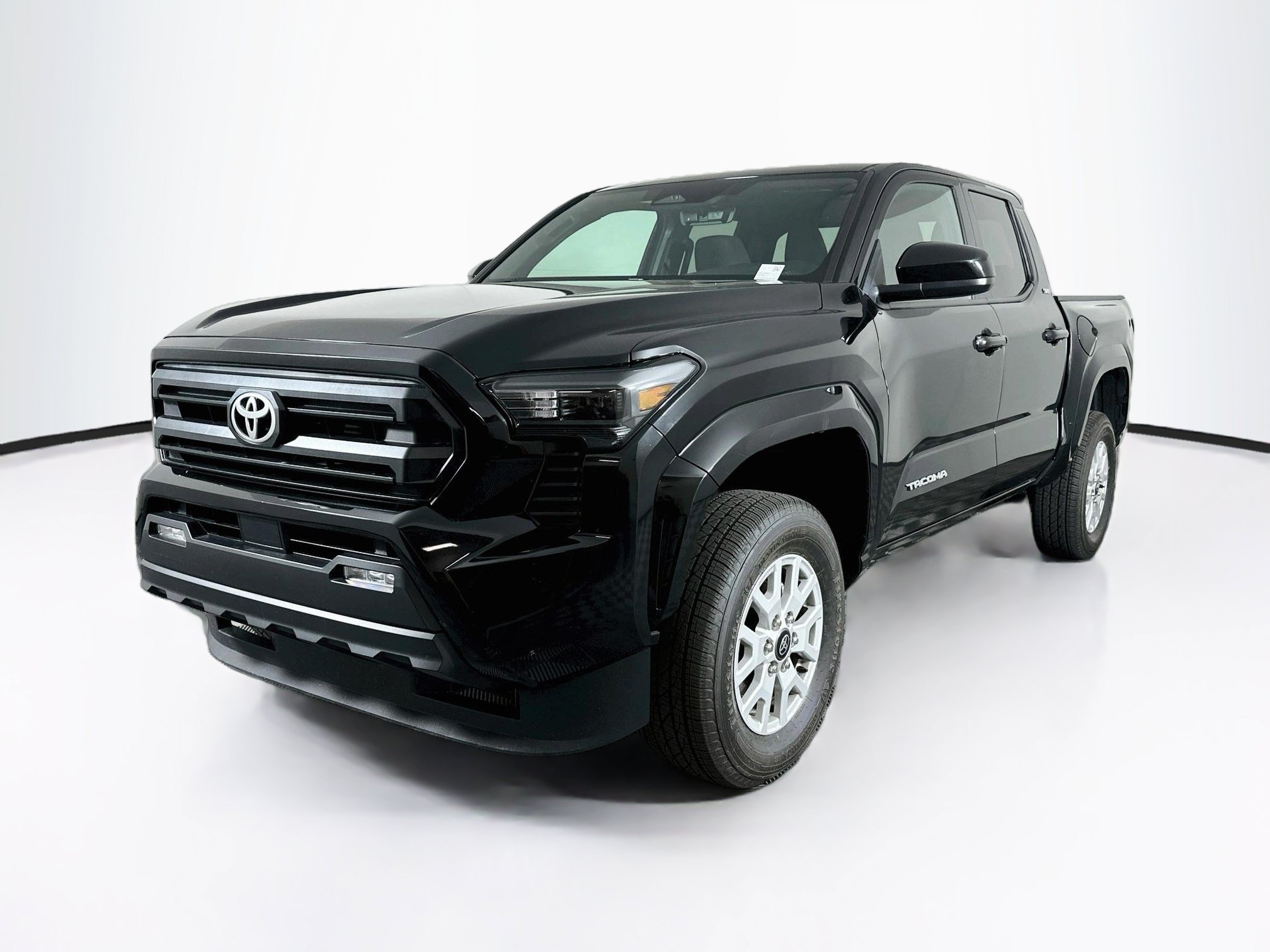 Used 2024 Toyota Tacoma SR5 RWD image 3