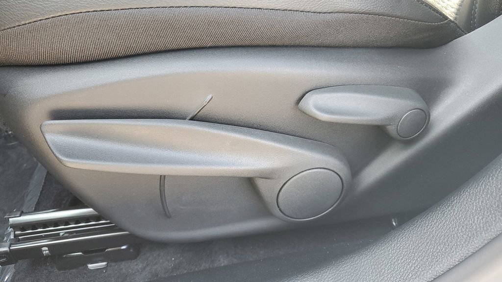 New 2026 Jeep Compass Latitude image 21