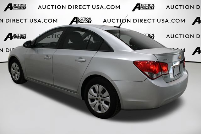 Used 2014 Chevrolet Cruze LS FWD image 5