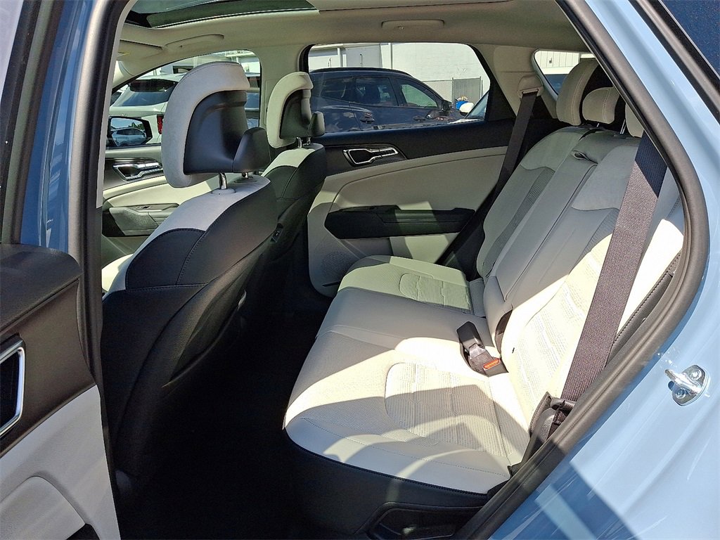 New 2026 Kia Sportage SX Prestige image 5