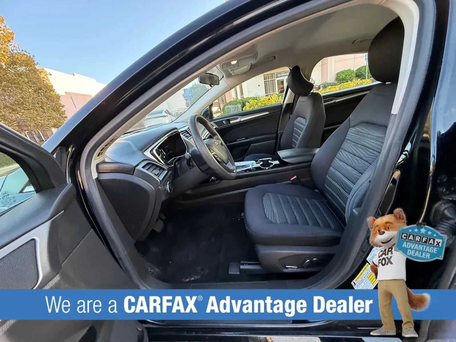 Used 2016 Ford Fusion SE FWD image 27