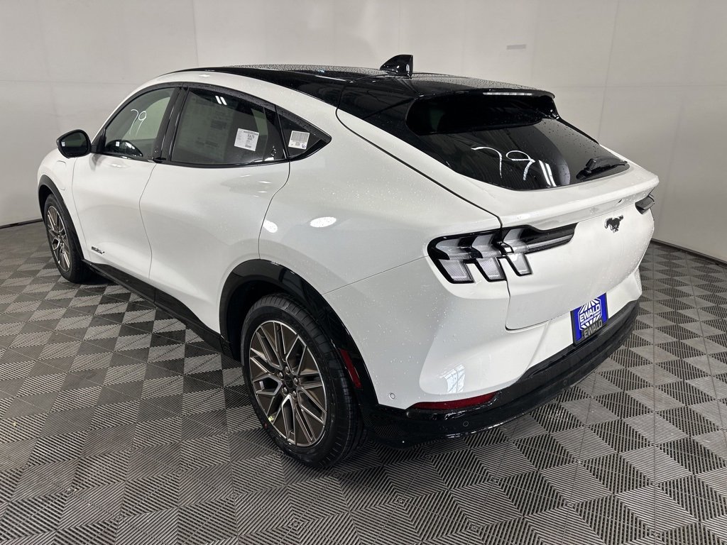 New 2024 Ford Mustang Mach-E Premium image 14
