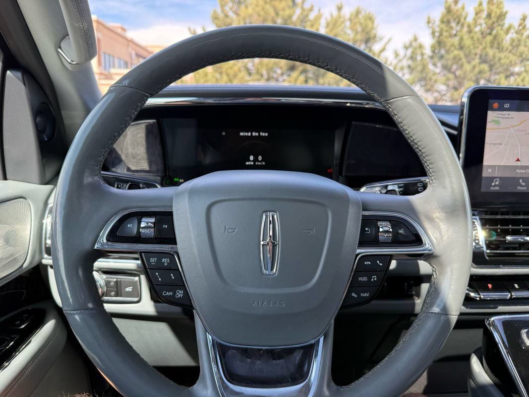 Used 2019 Lincoln Navigator Reserve AWD/4WD image 34