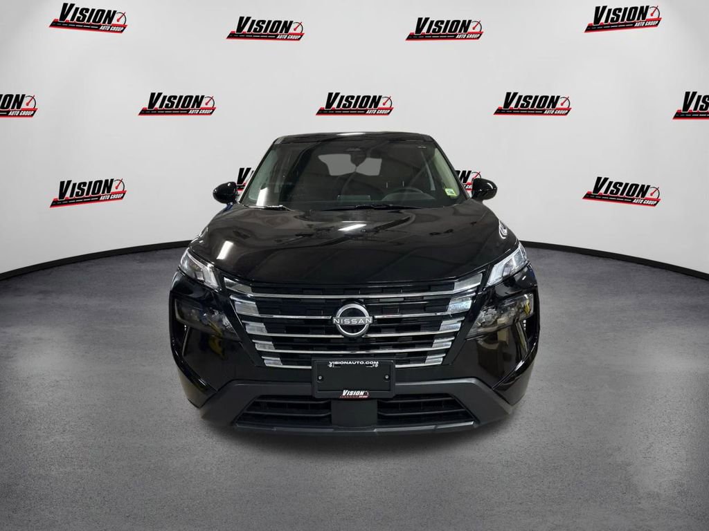 Certified 2026 Nissan Rogue SV image 2