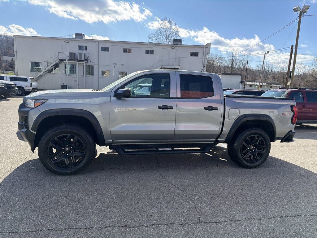 Used 2024 Chevrolet Colorado Trail Boss w/ Technology Package image 7