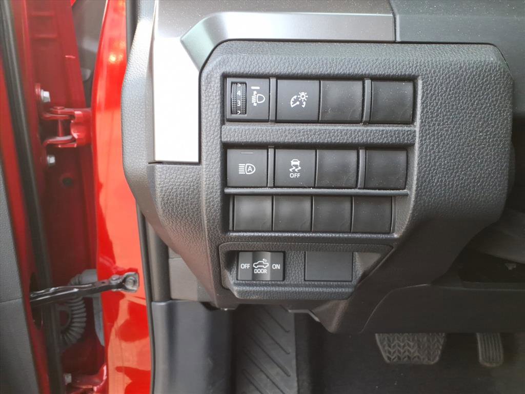 Used 2024 Toyota Tacoma SR5 image 17