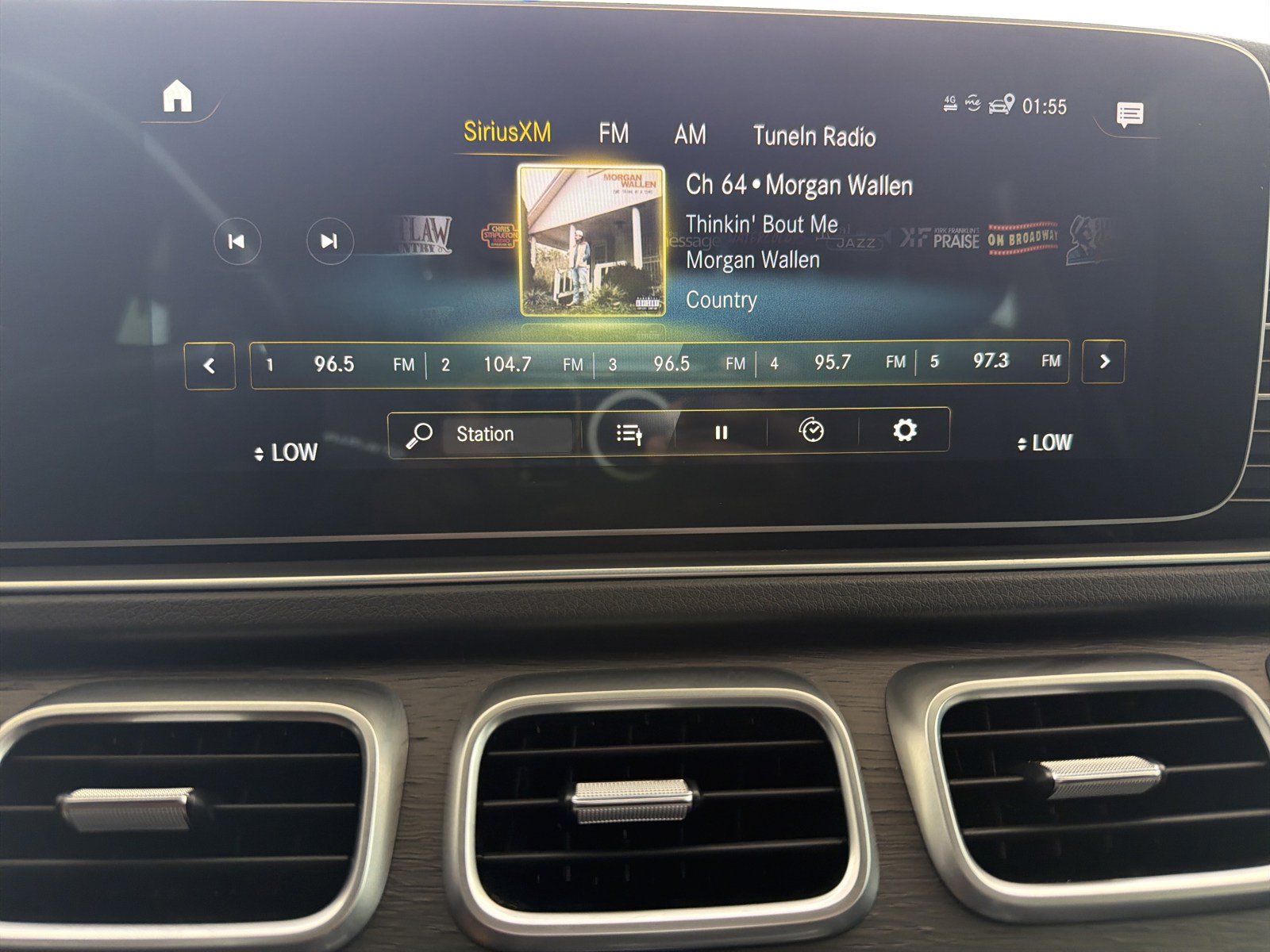 Used 2021 Mercedes-Benz GLS 580 4MATIC image 22