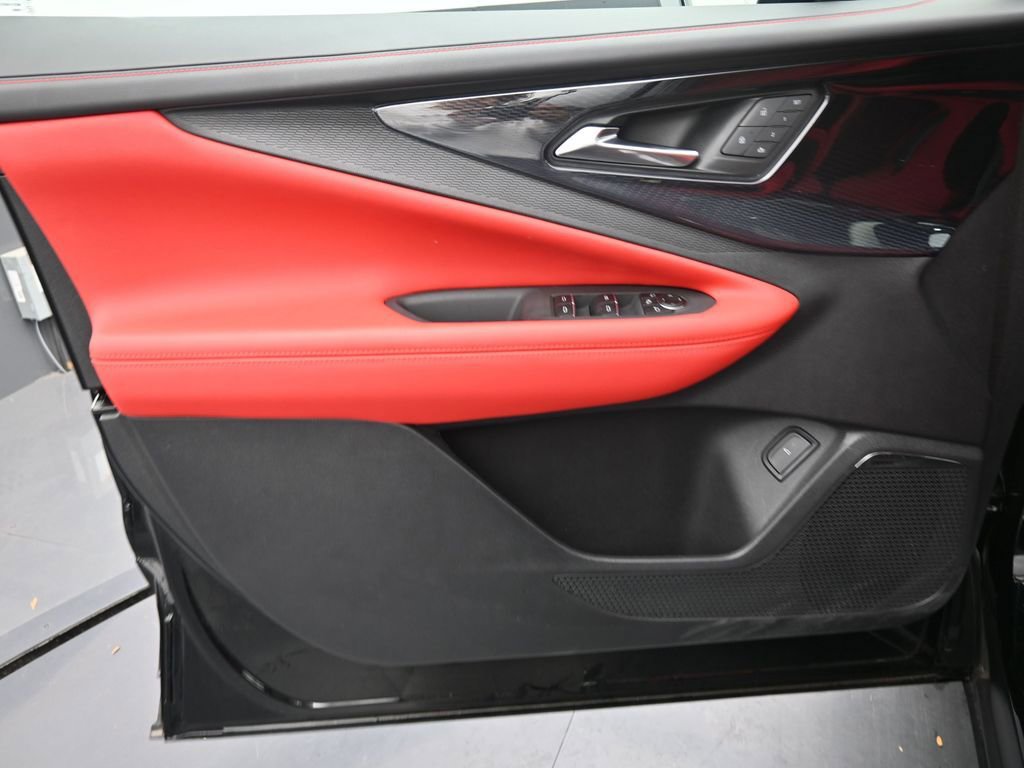 Used 2025 Chevrolet Blazer EV SS w/ Performance Package image 17