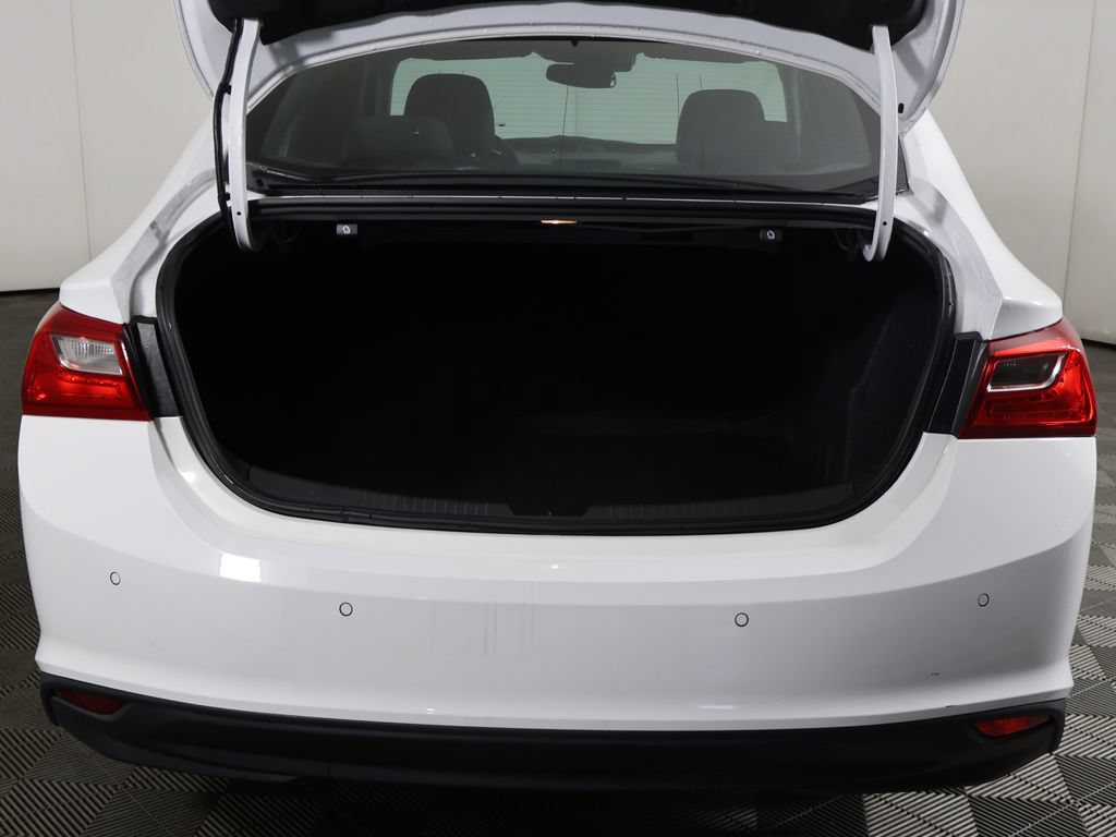 Used 2023 Chevrolet Malibu LS w/ Driver Confidence Package FWD image 10