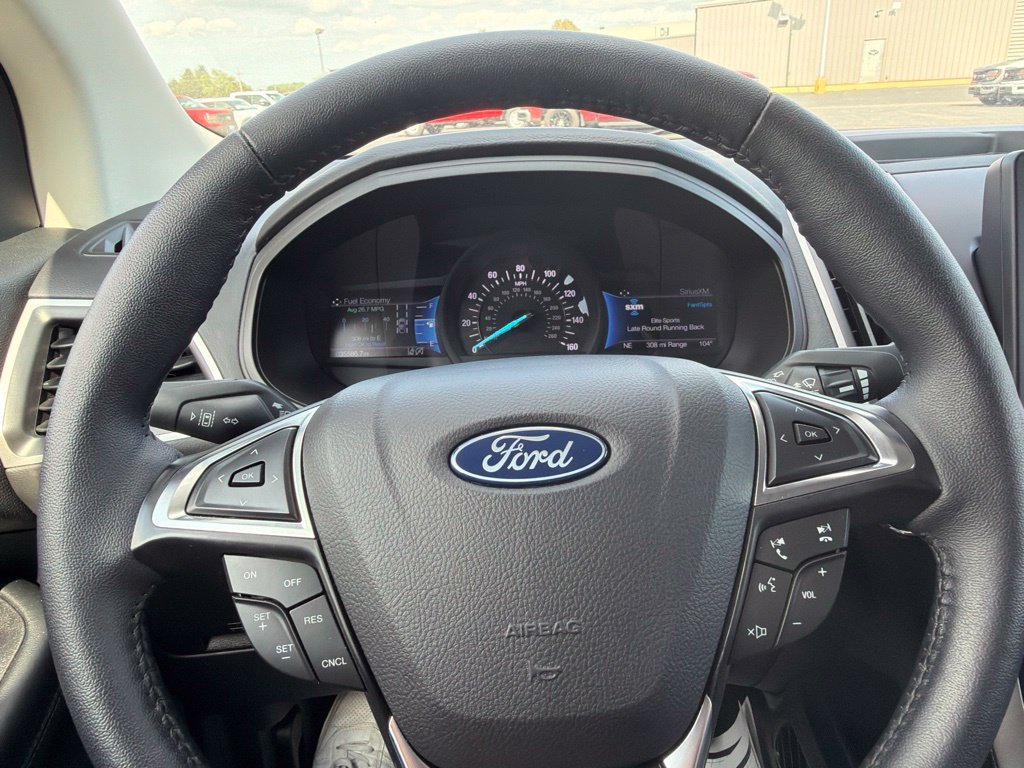 Certified 2024 Ford Edge SEL w/ Convenience Package AWD/4WD image 16