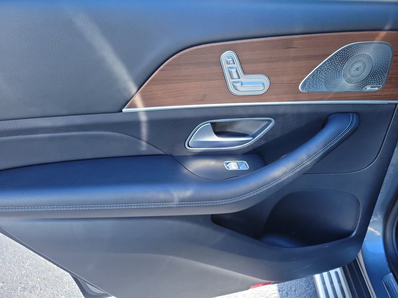 Certified 2022 Mercedes-Benz GLS 450 4MATIC image 12