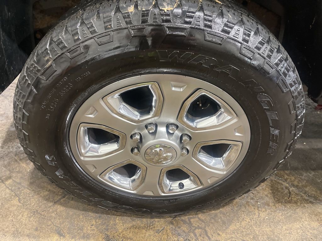 Used 2017 RAM 2500 Big Horn AWD/4WD image 28