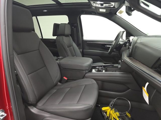 New 2026 Chevrolet Suburban Z71 image 27