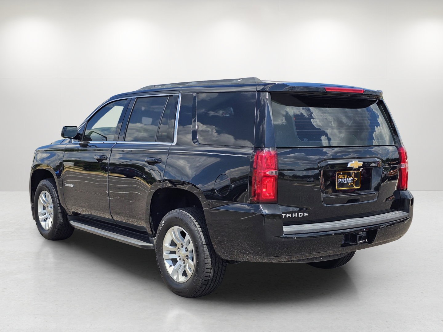 Used 2018 Chevrolet Tahoe LS RWD image 7