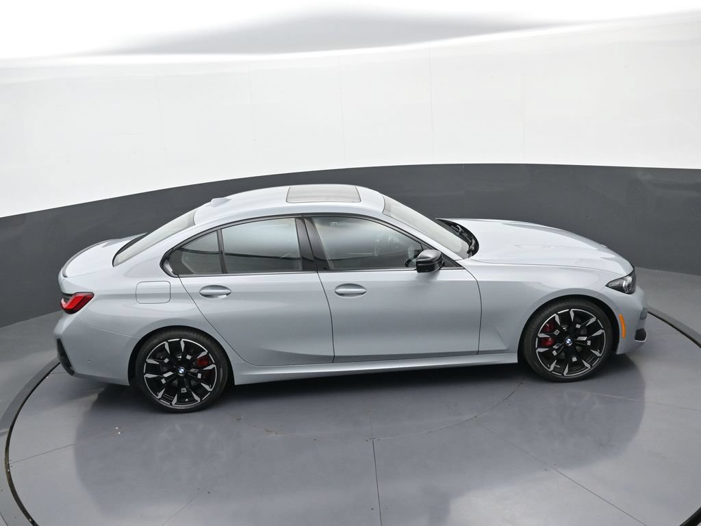 New 2026 BMW 330i xDrive Sedan w/ M Sport Package AWD/4WD image 37