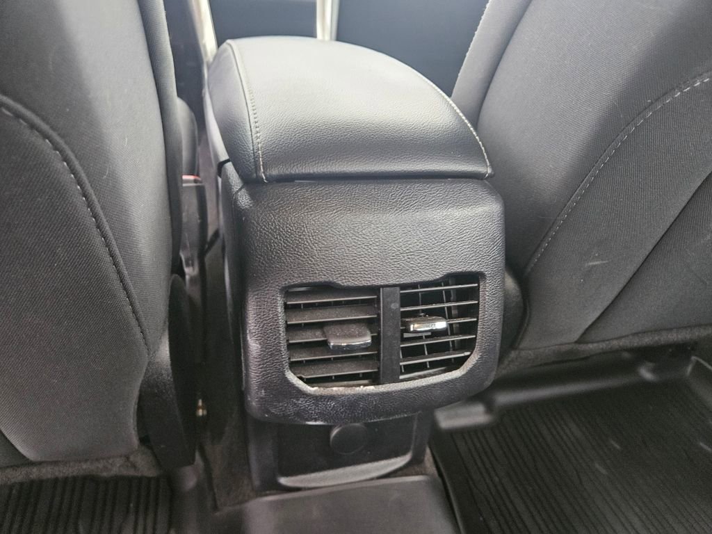 Used 2019 Ford Fusion SE image 23