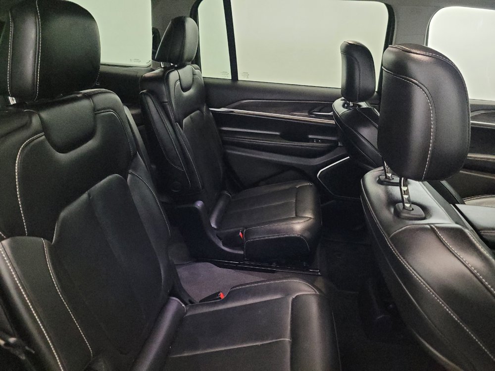 Used 2021 Jeep Grand Cherokee L Limited AWD/4WD image 19