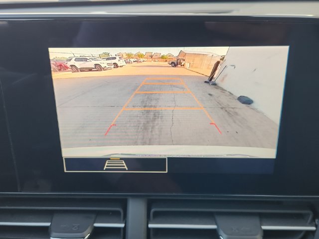 Used 2026 Chevrolet Trax LS FWD image 6
