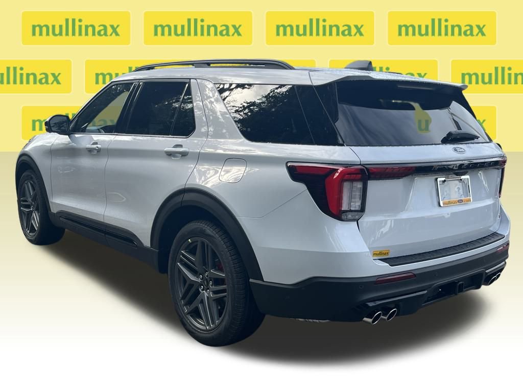 New 2026 Ford Explorer ST w/ Sun And Sound Package image 10