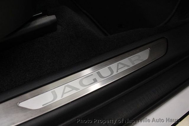 Used 2024 Jaguar E-PACE R-Dynamic SE image 53