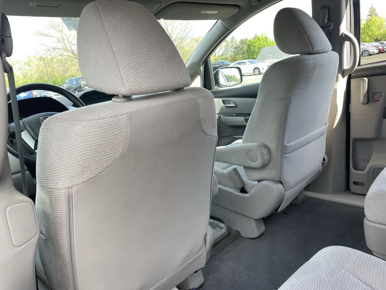 Used 2012 Honda Odyssey LX image 20