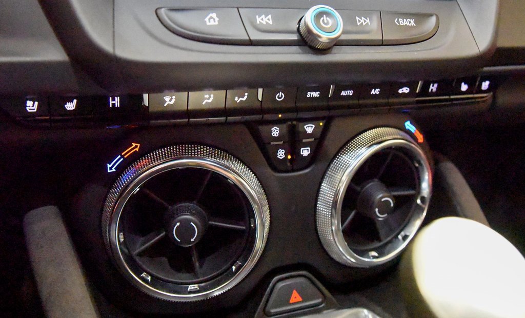 Used 2017 Chevrolet Camaro SS image 20