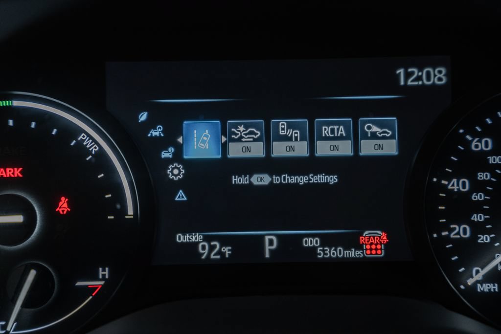 Used 2025 Toyota Sienna LE FWD image 40