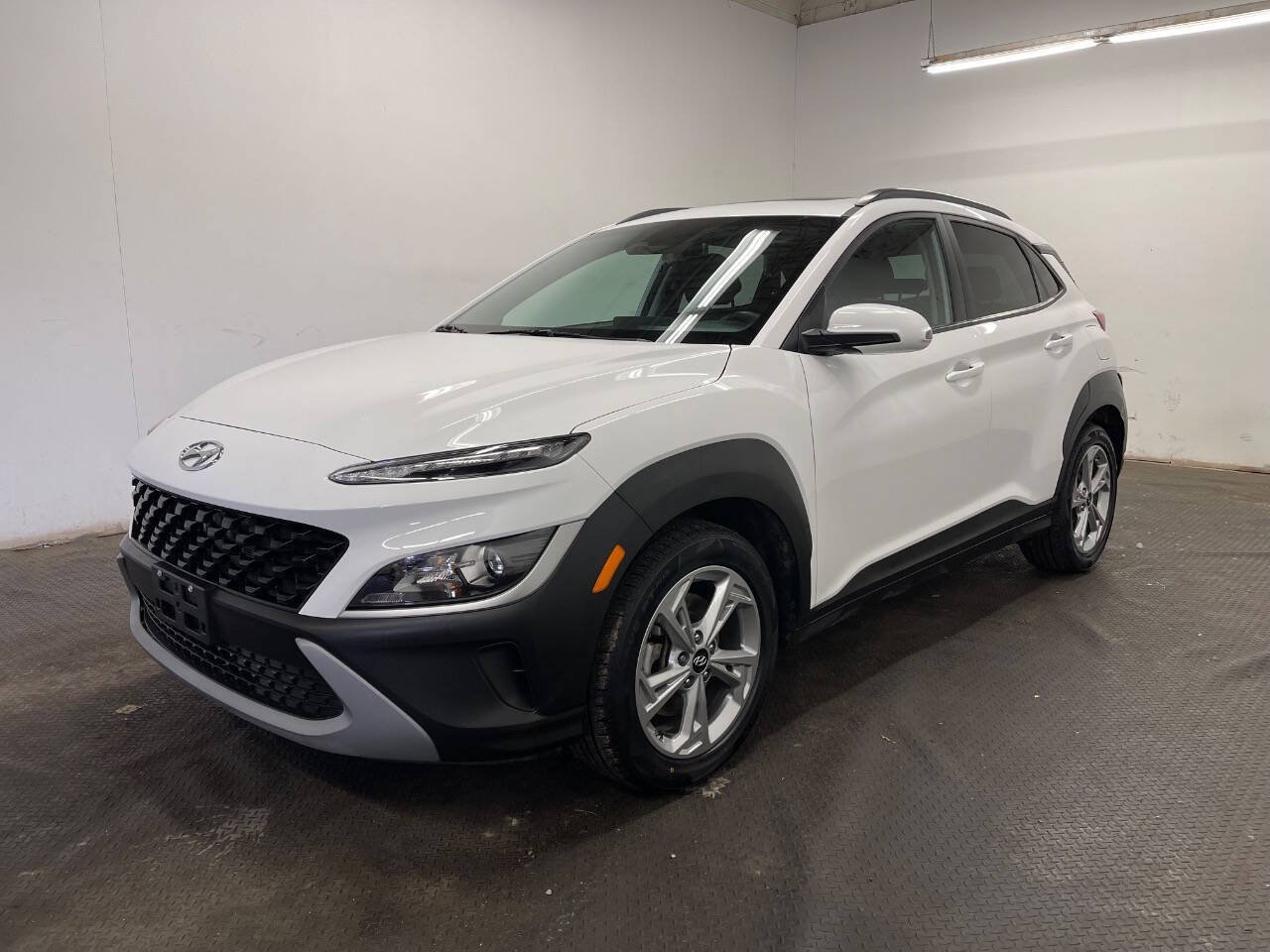 Used 2023 Hyundai Kona SEL w/ Convenience Package AWD/4WD image 1